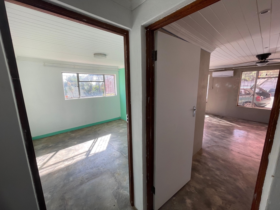 6 Bedroom Property for Sale in Ifafi North West